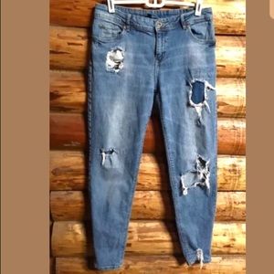 H&M Divided Jeans Distressed / Ripped Stretch Sz 8